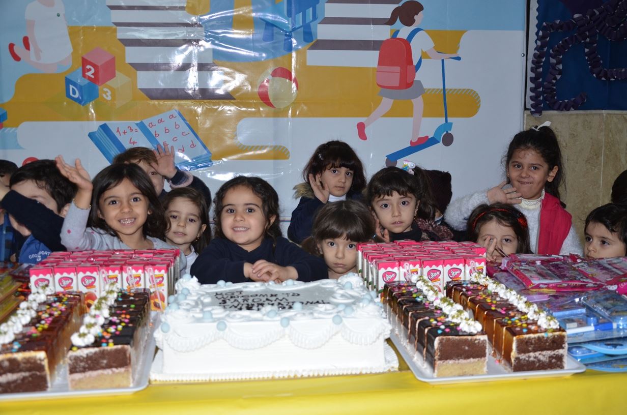 KG 1 WELCOME PARTY AT SARDAM